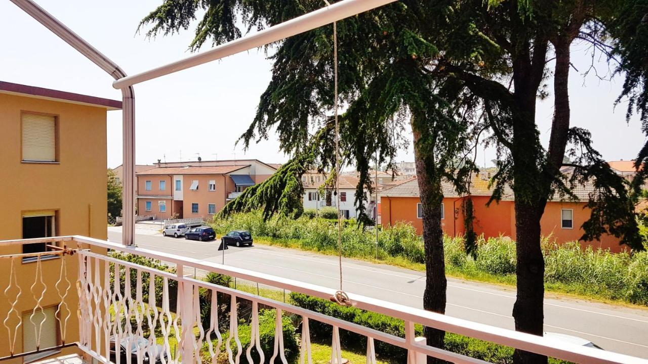 Apt. 7 - Villa Dei Pini Амеля Екстериор снимка