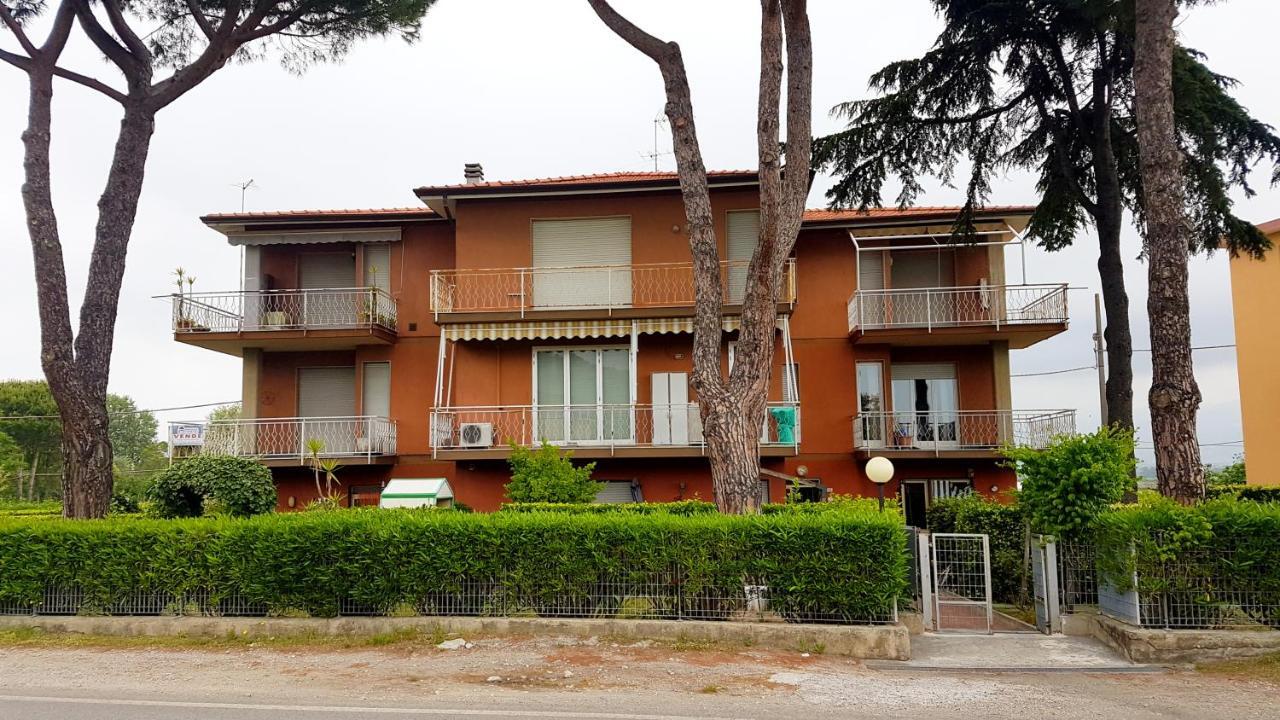 Apt. 7 - Villa Dei Pini Амеля Екстериор снимка